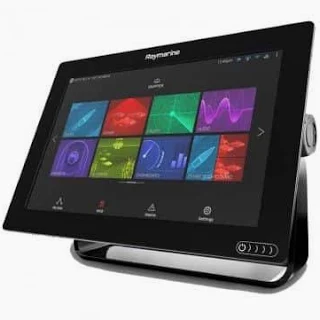 Raymarine Axiom+ 12 Chartplotter