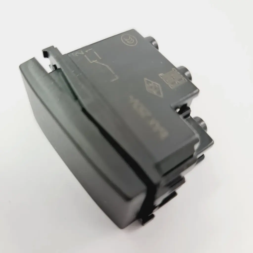 [092605] Switch Adjuster 1 Mod Eikon